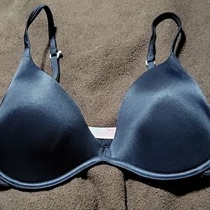 Pink Victoria's Secret 34D bra